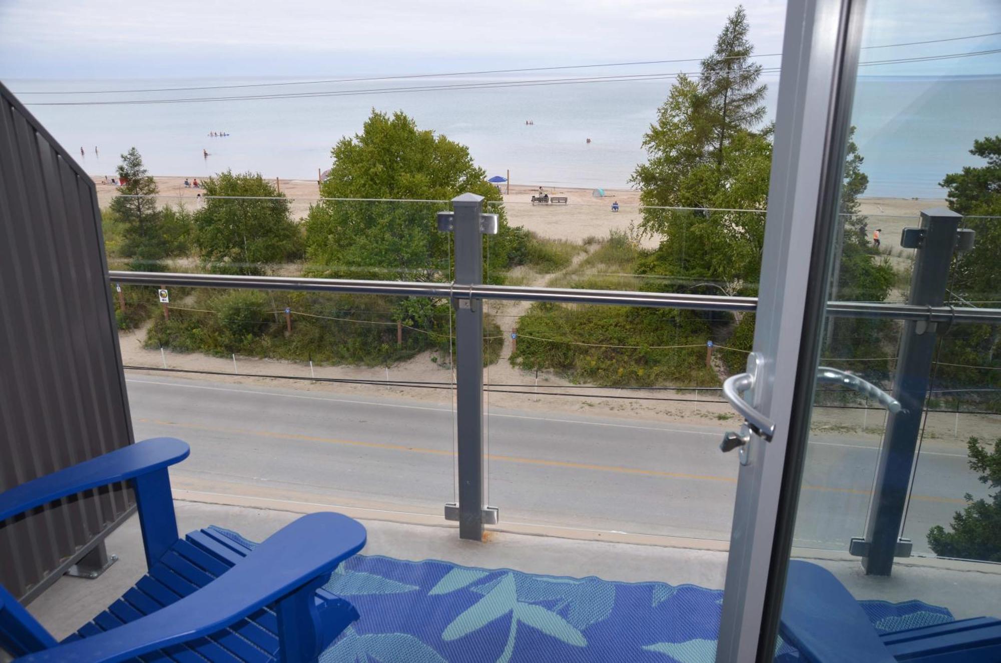 The Sands Hotel Sauble Beach Esterno foto